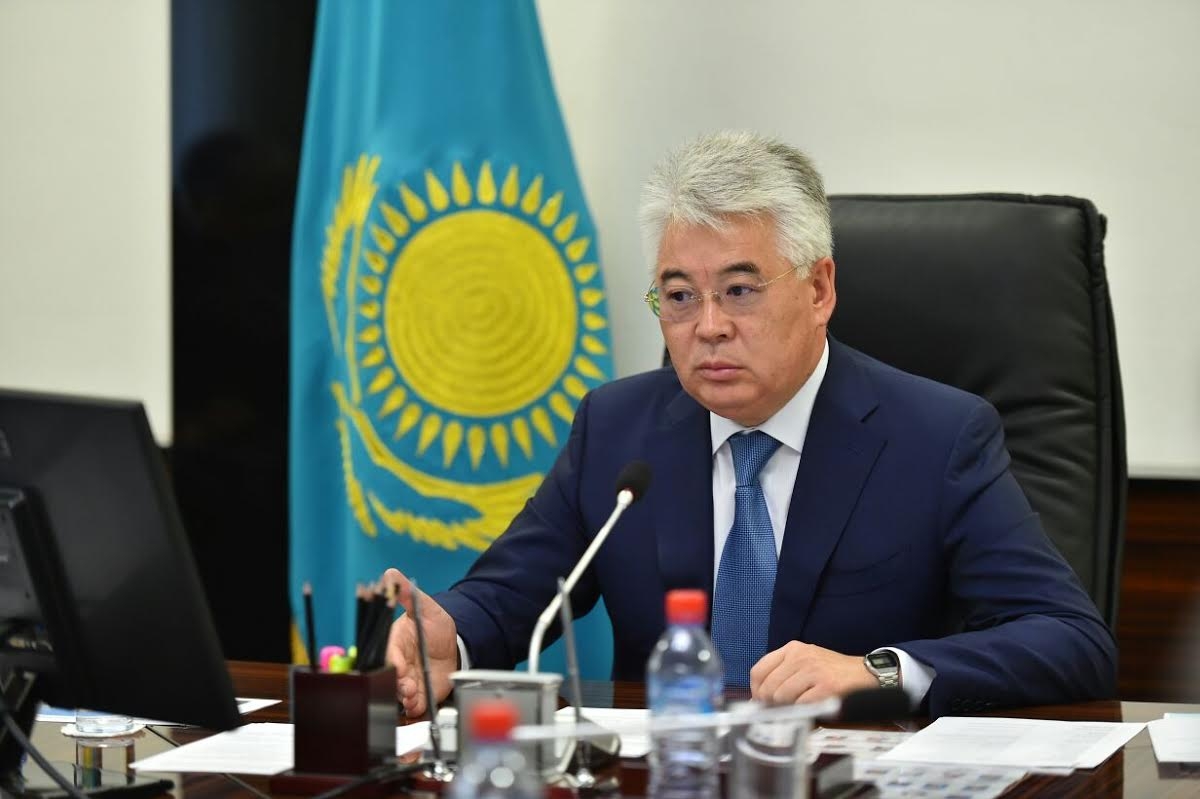 Бейбіт Атамқұлов Қорғаныс және аэроғарыш өнеркәсібі министрі болып тағайындалды