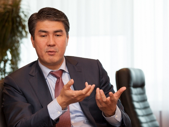 Isekeshev qaladaǵy keptelisterge qatysty aitylǵan synǵa jaýap berdi