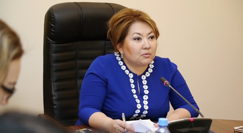 Жаңа оқу жылына арналған оқулықтардың 99% мектептерге жеткiзiлдi
