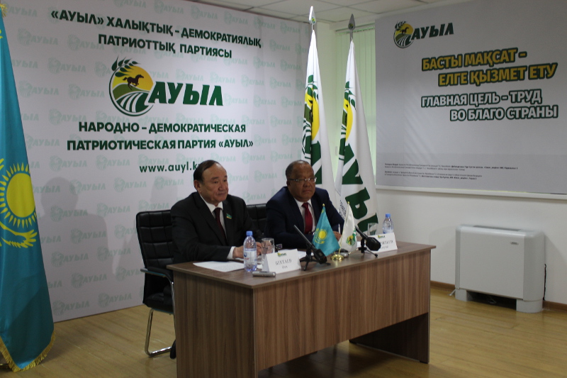 Төлеутай Рақымбеков ресейлік БАҚ өкілдеріне сұхбат берді