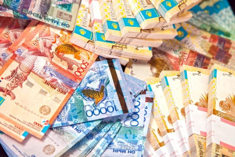 Jemqorlar 5 jylda Qazaqstannan 70 mlrd. teńge shetel asyryp jibergen