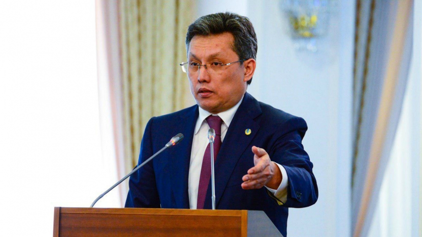 Сұлтанов: Ешқандай проблема жоқ, супермаркеттерде дүрбелең жасамау керек