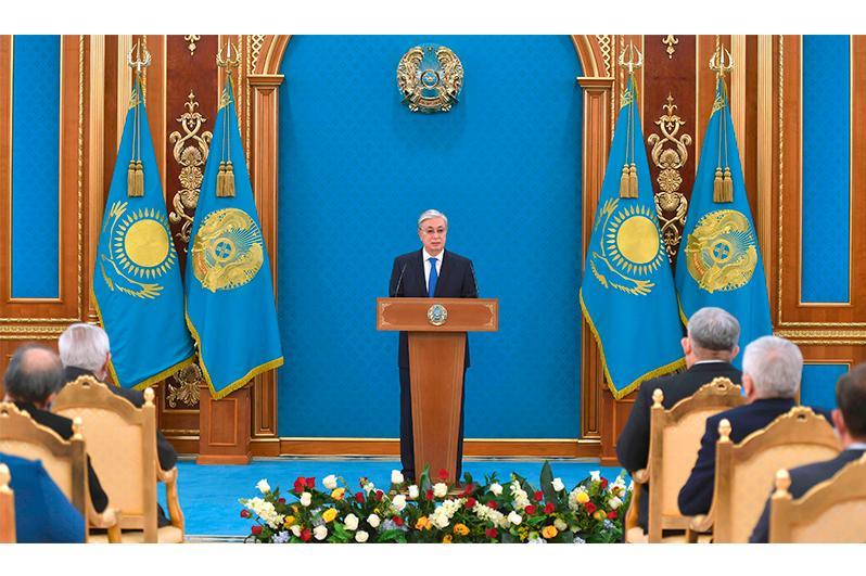 Тоқаев: Тәуелсіздіктің 30 жылдығын нақты істермен және жаңа жобалармен қарсы аламыз