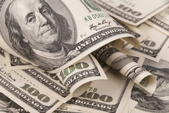 Túrkiia dollarsyzdandyrý saiasatyn qolǵa aldy