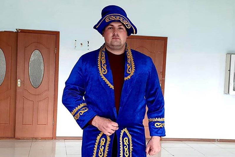 لاتىن قارپٸندەگٸ قازاق ەلٸپبيٸنە ٶتۋ ارقىلى جاڭا تەحنولوگييانى مەڭگەرەمٸز – ۆلاديمير چەپەل