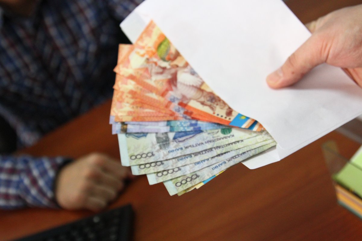 Республика мектептерінде ақша жинаған мұғалімдер жазаға тартылады - ҚР БҒМ