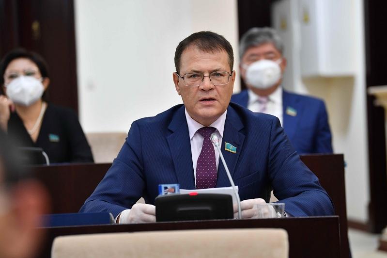 سەناتور لۋكين: ەلٸمٸزدٸڭ سٶرەلەرٸ ساپاسىز ٶنٸمدەرگە تولىپ تۇر
