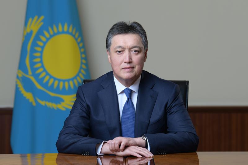 Асқар Мамин: Мейірім мен сүйіспеншіліктің нышанына айналған Рождество жанашырлыққа үндейді