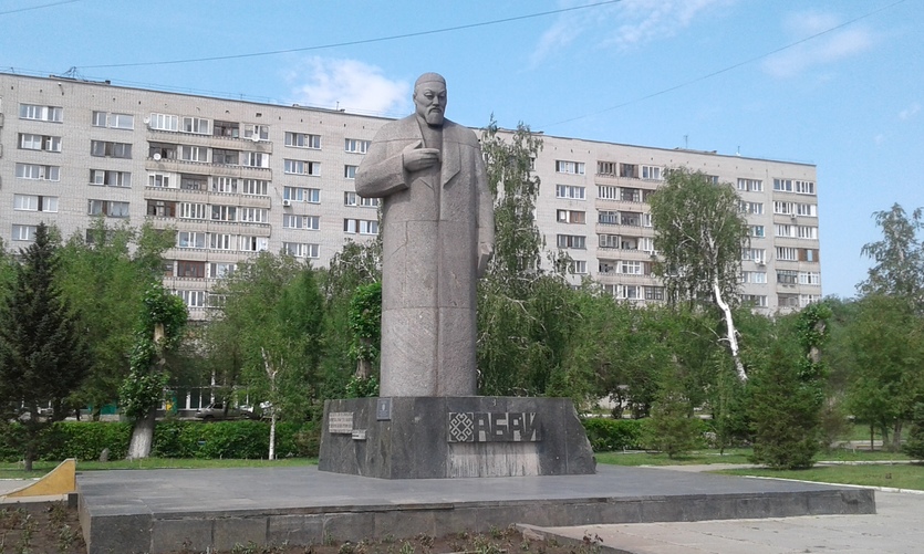 Семейдегі Абай алаңының дизайны өзгереді