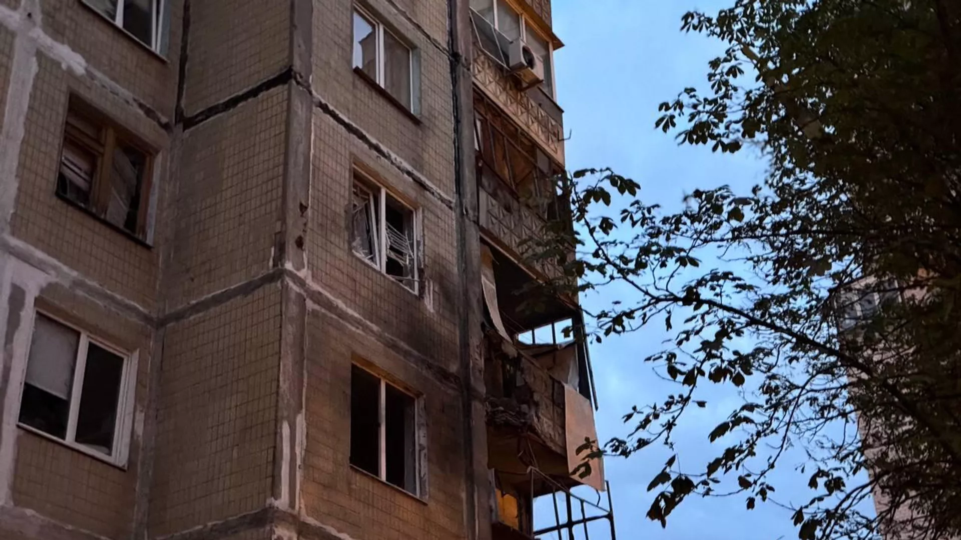 بەلگورودقا جاسالعان شابۋىلدان كەيٸن ٷيٸندٸ استىنان 15 ادامنىڭ دەنەسٸ تابىلدى