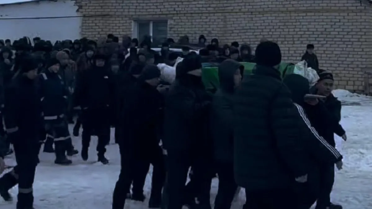 Атыраулықтар денесі өз үйінен табылған ерлі-зайыптыны жер қойнына тапсырды