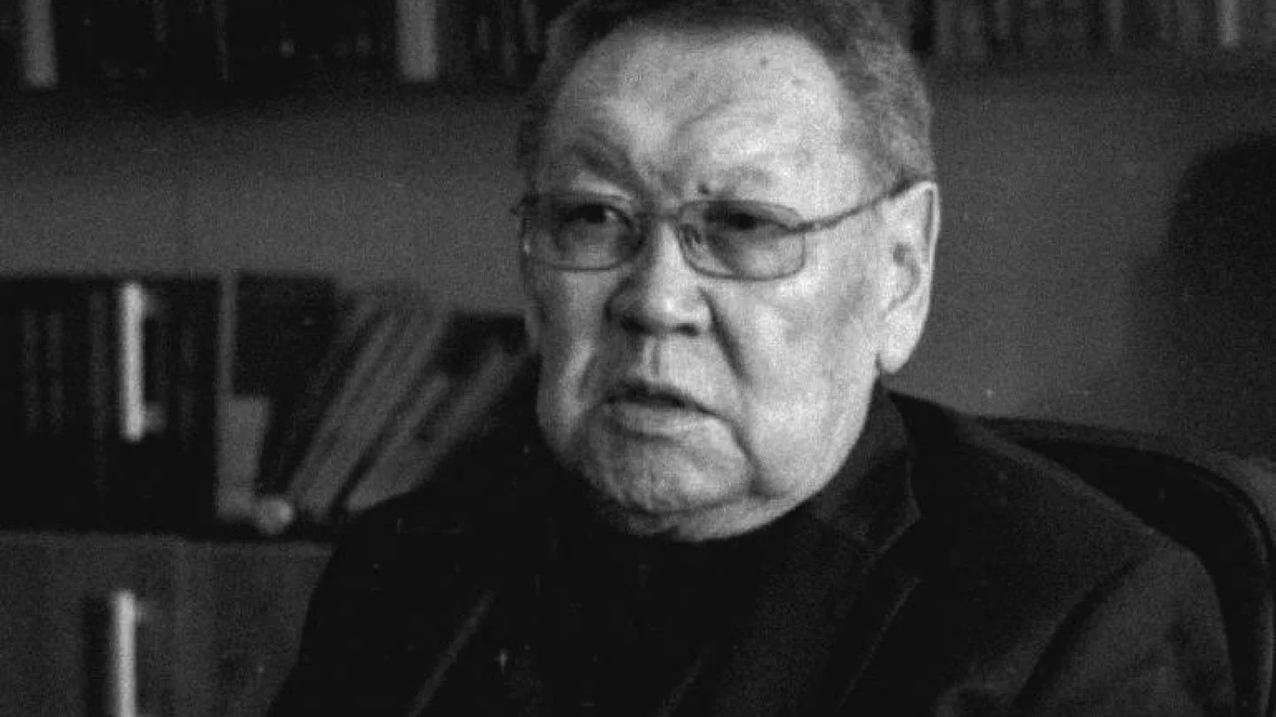 Театр режиссері Есмұхан Обаев дүниеден озды