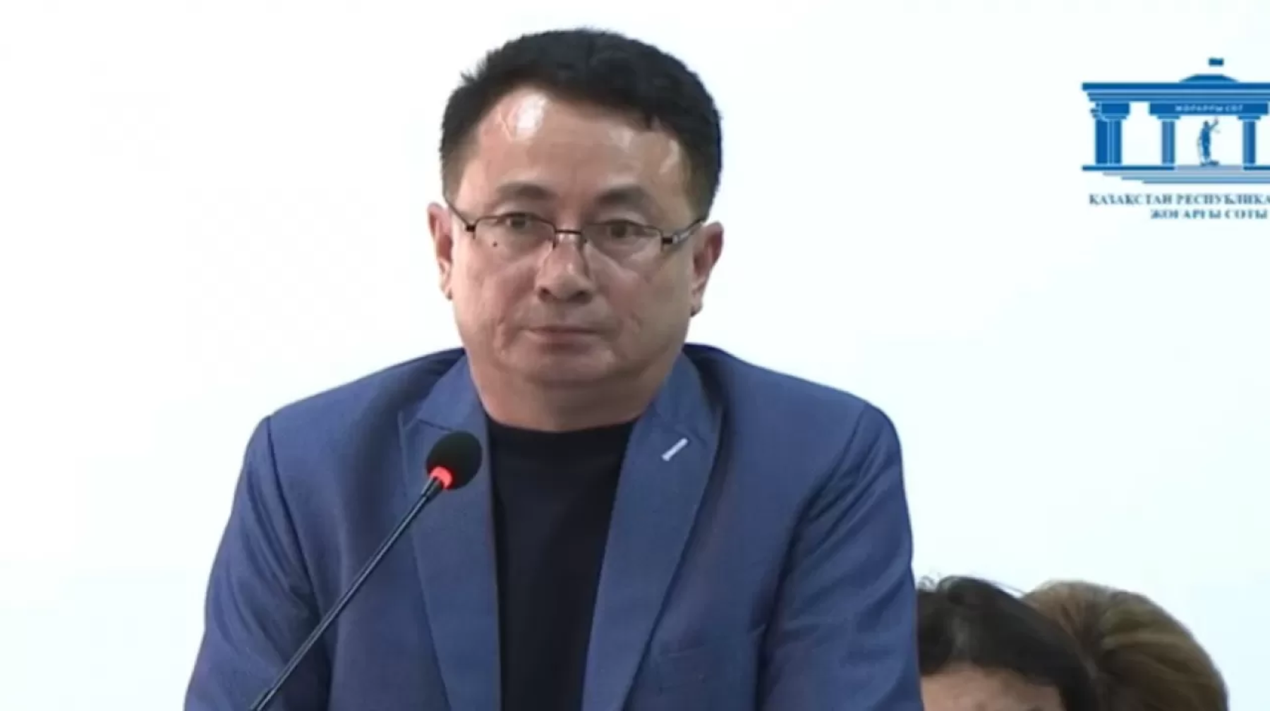 Тіл тағдыры таразыда: 9-бап нені өзгертеді? – заңгер сұқбаты