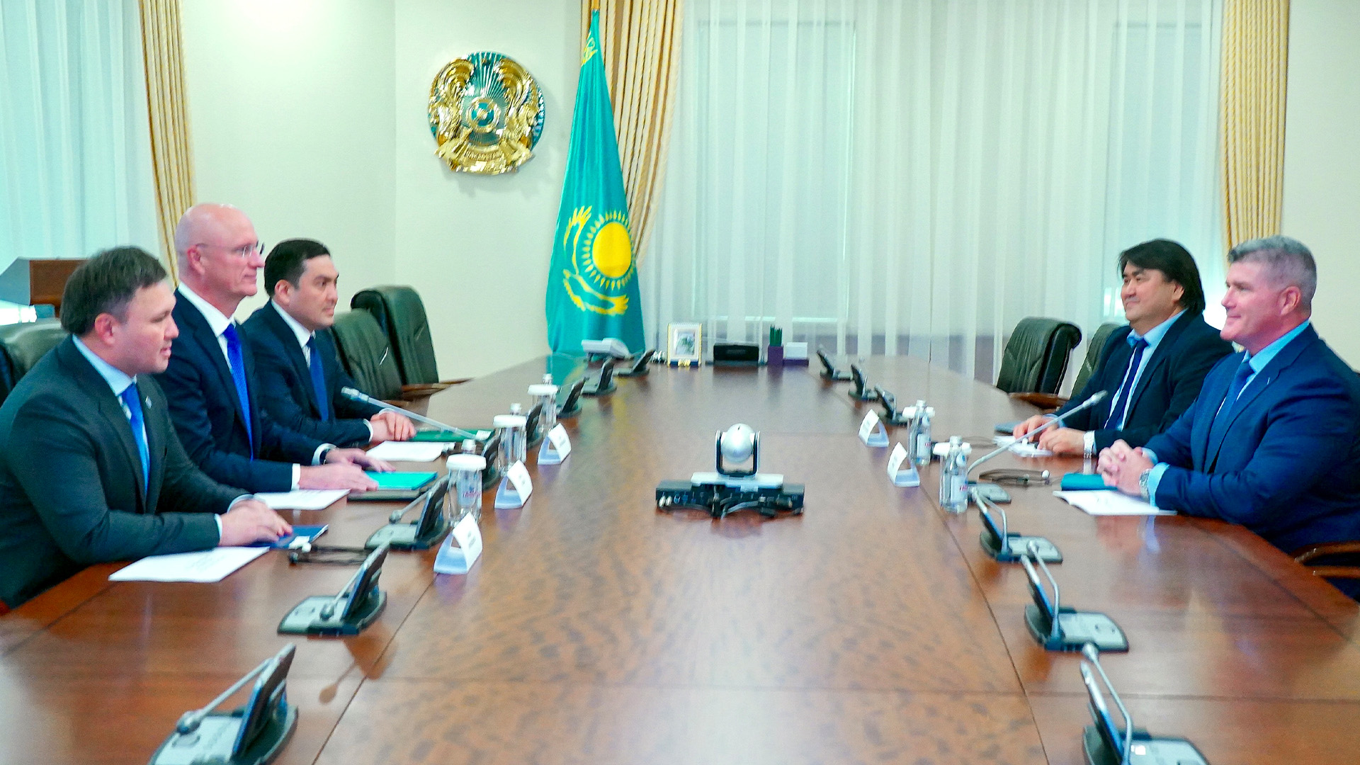 Роман Скляр «Шеврон» корпорациясының Еуразия бөлімшесінің басқарушы директорымен кездесу өткізді