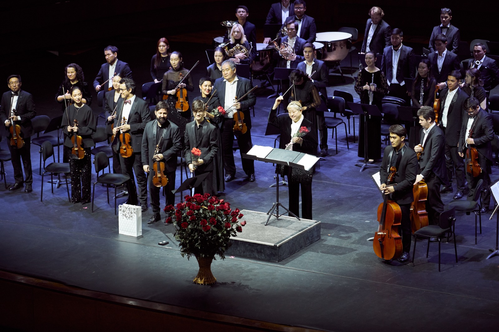 Қазақконцертте «PAGANINI & BRUCH» концерті өтті
