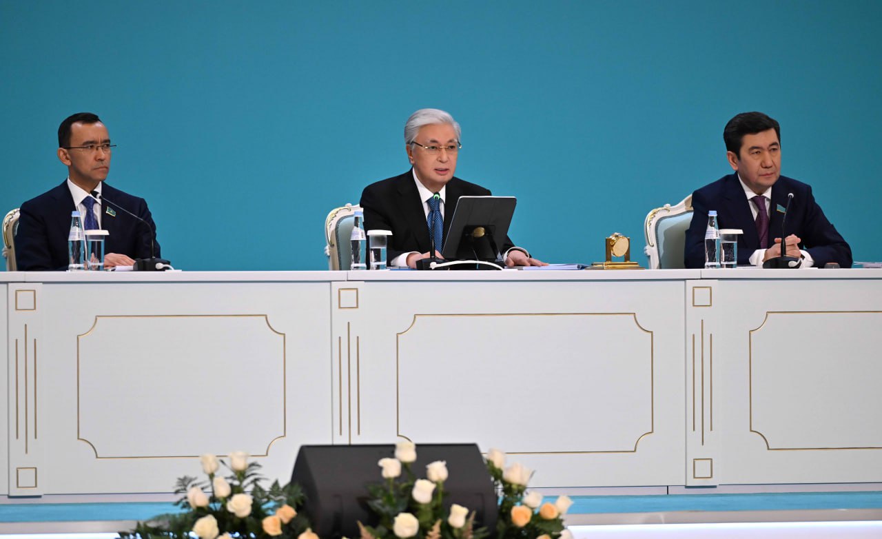 Тоқаев: Мәслихаттар бюджеттің әр теңгесінің тиімді жұмсалуын бақылауы тиіс