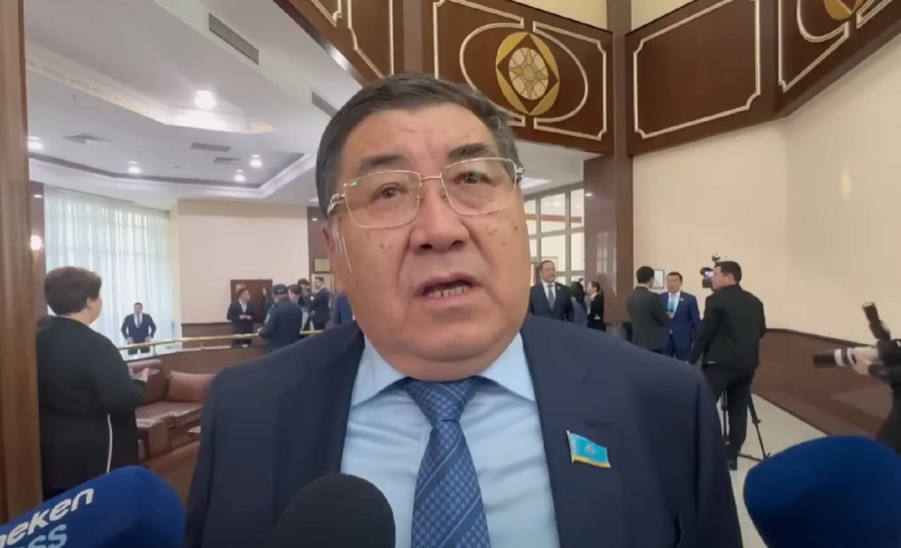 Депутат Ермұрат Бәпи Еуропада алған емі туралы айтып берді