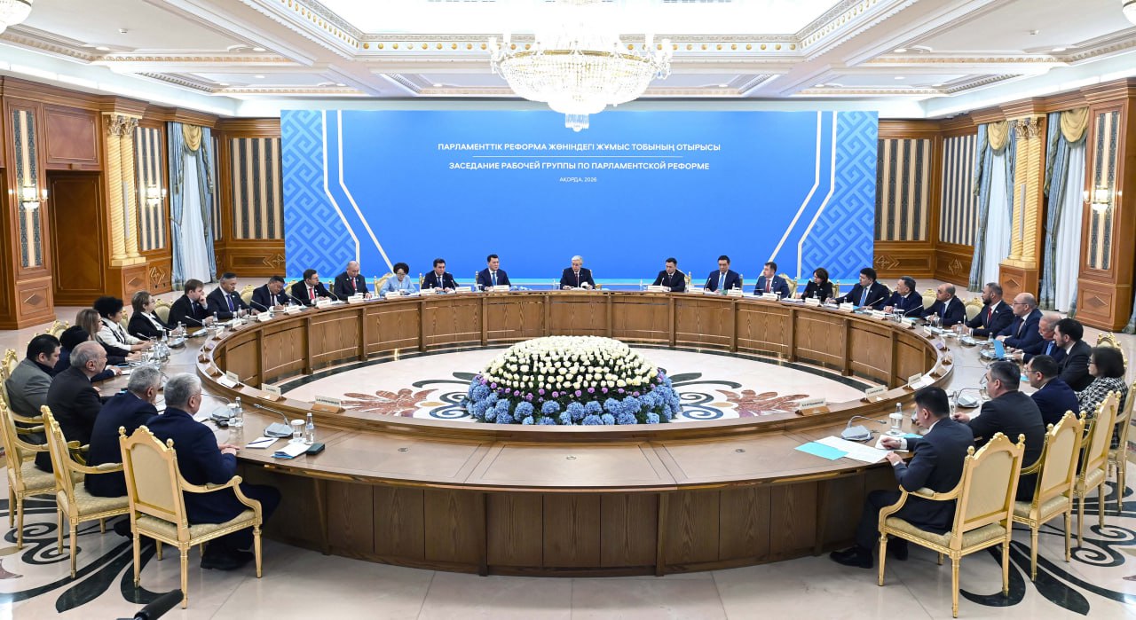 Мемлекет басшысы Жұмыс тобымен бірге конституциялық реформаға қатысты негізгі тәсілдерді талқылады