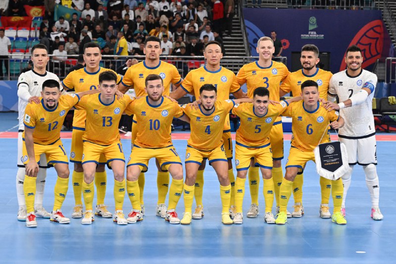 Футзал: ұлттық құрама чемпиондарды жеңді