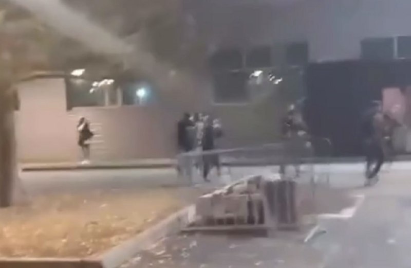 قاراعاندىدا فۋتبول جانكٷيەرلەرٸنٸڭ جانجالى اتىسقا ۇلاسقان