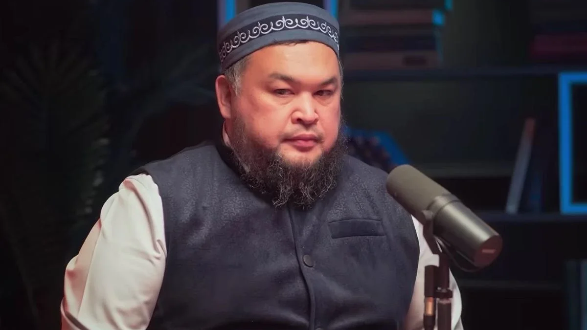 ادامداردى سيىرعا تەڭەگەن «ۇستاز»-بلوگەرگە سوت ٷكٸمٸ شىقتى