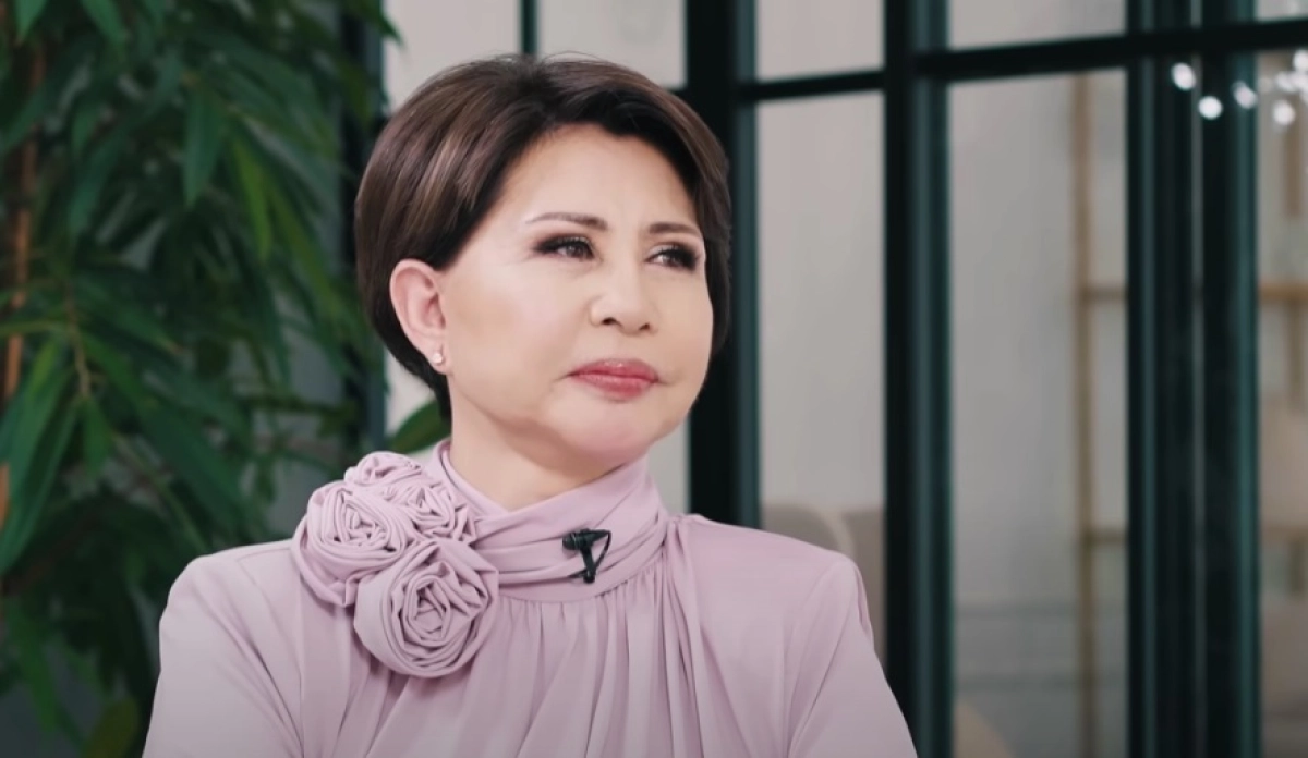«ۇيات بولدى». روزا رىمباەۆانىڭ كونتسەرتٸ جەلٸدە قىزۋ تالقىعا تٷستٸ