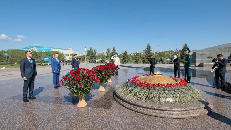Үкіметтегілер соғыс құрбандарын еске алды