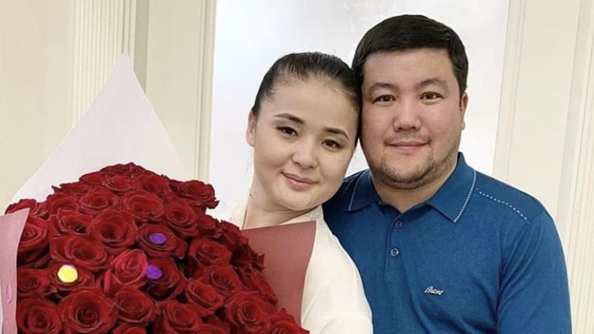 «Бұл аферист қатын»: Қоғам белсендісі Тұрсынбектің әйелінен кетуін қолдады