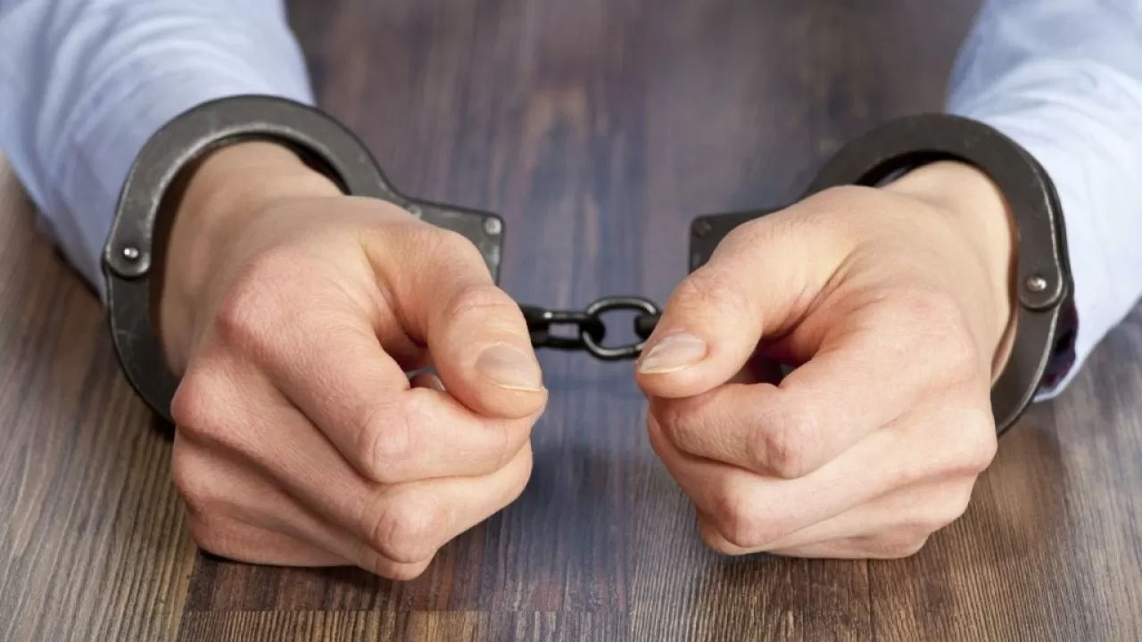 Алматыда студент оқытушыны пышақпен жарақаттады