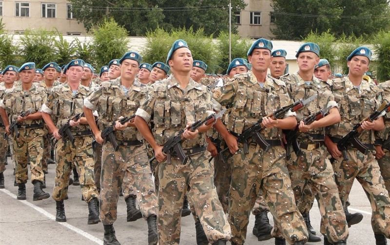 Ата-аналар балаларын әскерге жіберуге құлықсыз болуына негіз бар ма? Қорғаныс министрлігінің өкілі пікір білдірді