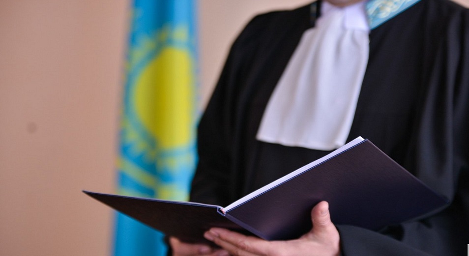 Атырауда бір отбасының қазасы: сот процесі 18 мамырда басталады