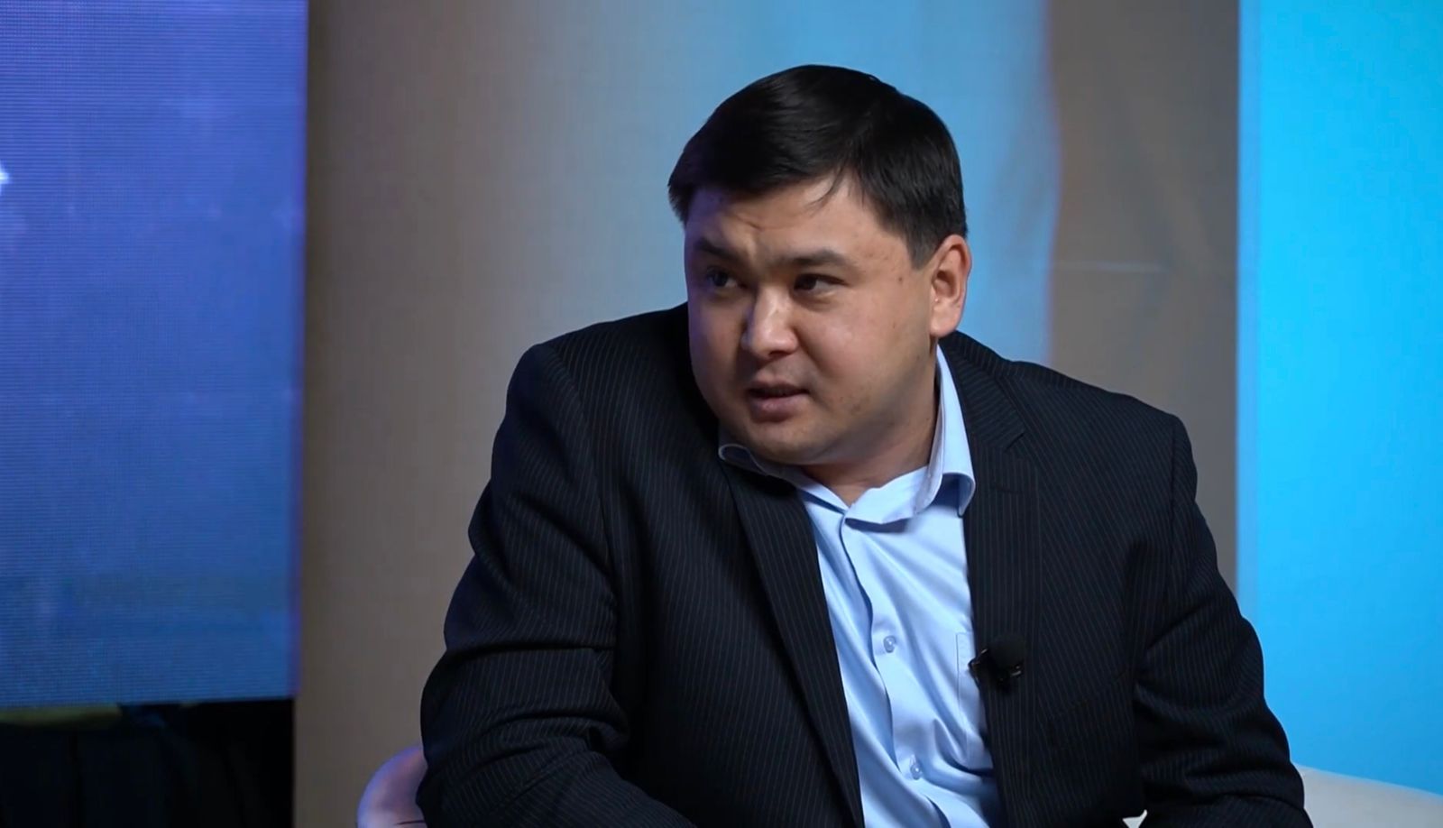 Саясаттанушы Селтеев «Nur Otan» туралы: «Билеуші партия елдегі барлық жаңғырту процесстерінің локомотиві болды»