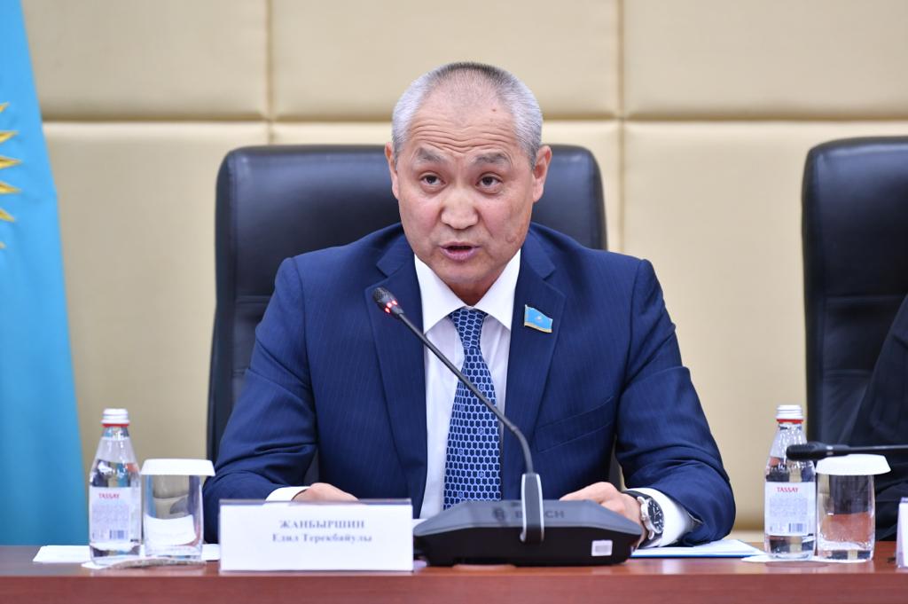 Жаңбыршин: Барлық мәселе мен күмәнді жою үшін президенттік сайлауды жаңа ережелерге сәйкес өткізу керек