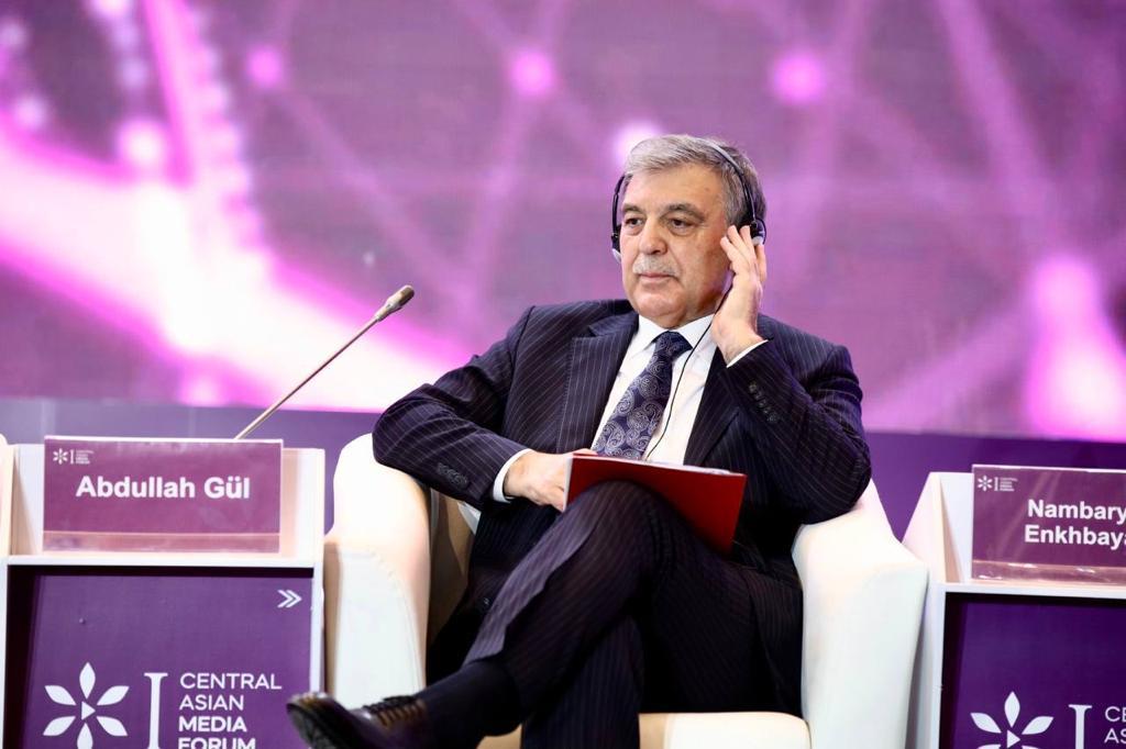 جاڭا دەۋٸردە ٸشكٸ جەنە حالىقارالىق مەسەلەلەرمەن دۇرىس اينالىسۋ قاجەت - ابدۋللا گٷل
