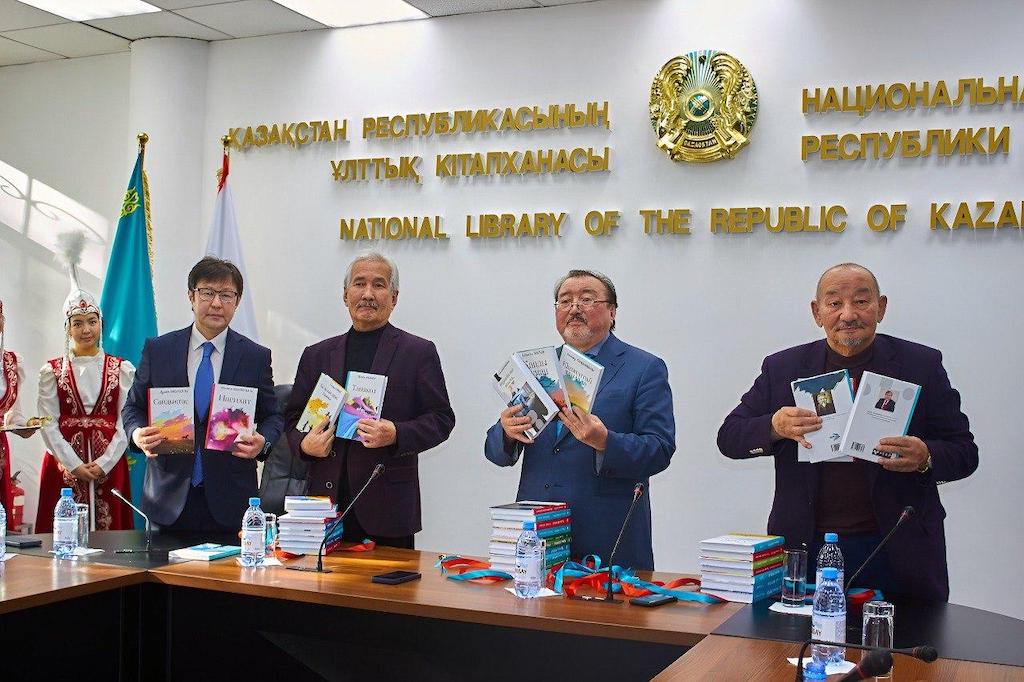 «Абай» баспасы шығарған 35 кітаптың тұсауы кесілді