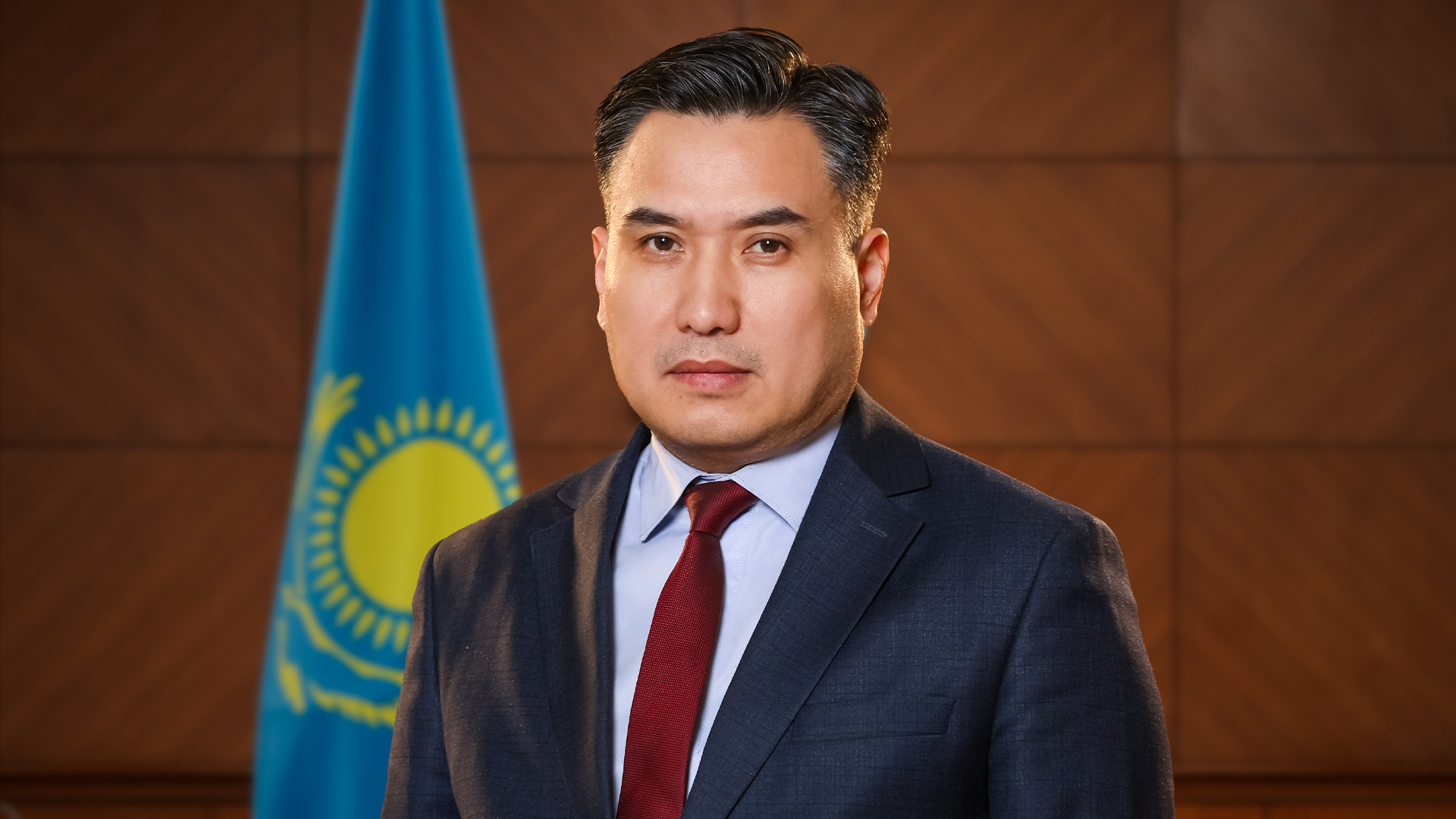 Еңбек және халықты әлеуметтік қорғау министрі тағайындалды