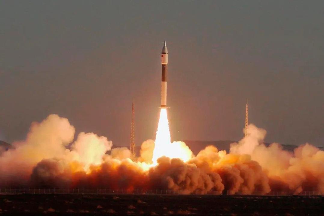 ҚазҰУ мен Қытай университеттерінің бірлескен наноспутнигі орбитаға шығарылды