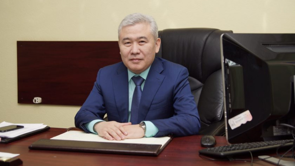 «Мектептегі "Табиғаттану" пәнін қайталаңыздар»: біріңғай сағат белдеуін енгізуді ұсынған депутат енді бұл тақырыпта айтыспайтынын мәлімдеді