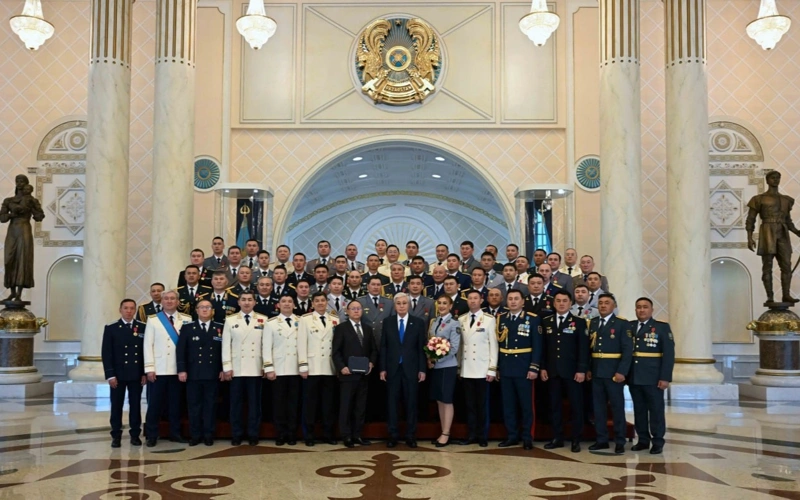 Президент Жарлығымен бір топ азамат мемлекеттік наградамен марапатталды
