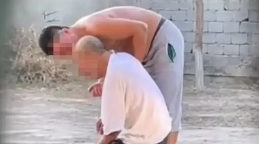 Түркістан облысында әкесін аяусыз ұрған ер адамға сот үкім шығарды