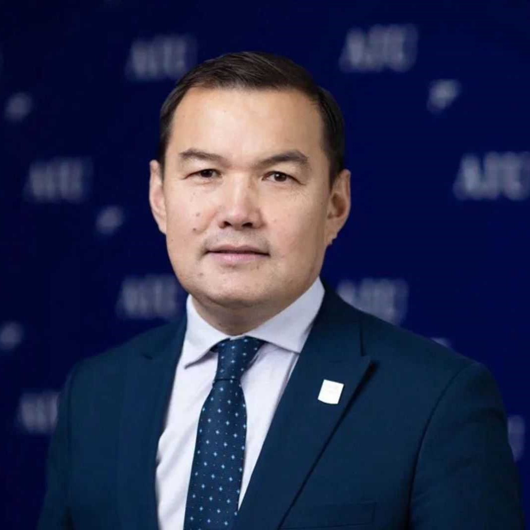ҚАРШЫҒА СЕРІКҰЛЫ: ОТБАСЫ – ҰЛТТЫҚ ТӘРБИЕНІҢ НЕГІЗГІ ТІРЕГІ