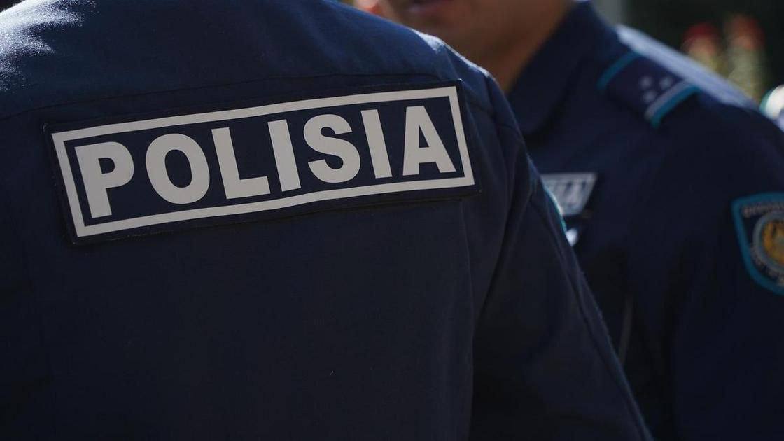 Ақтауда бір жарым жастағы баланы полицей көлігі қағып өлтірді