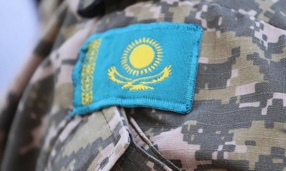 Sarbazdar óliminen keiin birneshe komandir qyzmetinen ketti