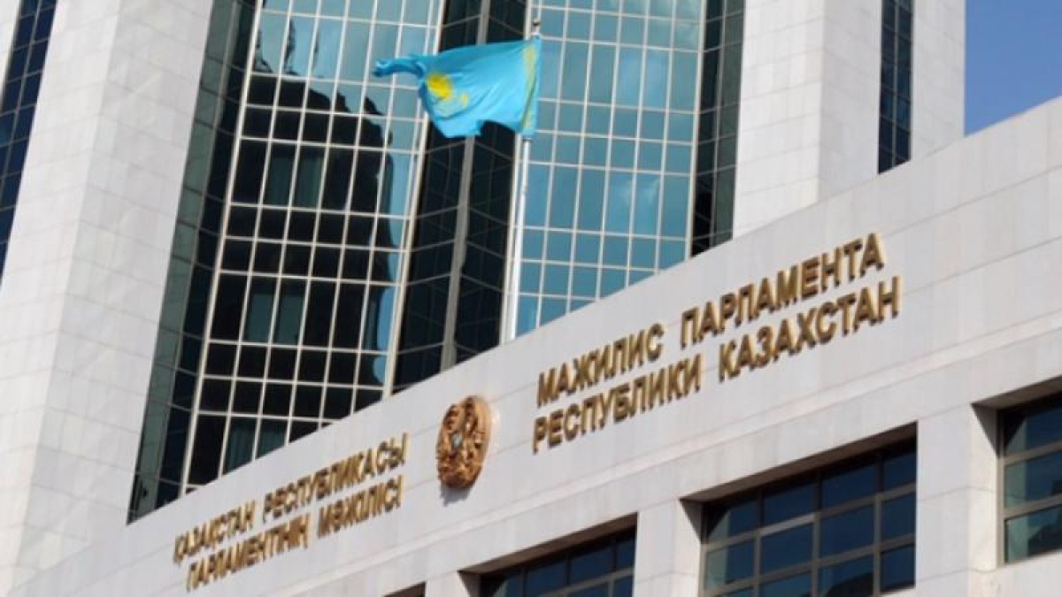 Мәжілісте Президент туралы заң жобасы таныстырылды: Вице-Президент институты енгізілуі мүмкін