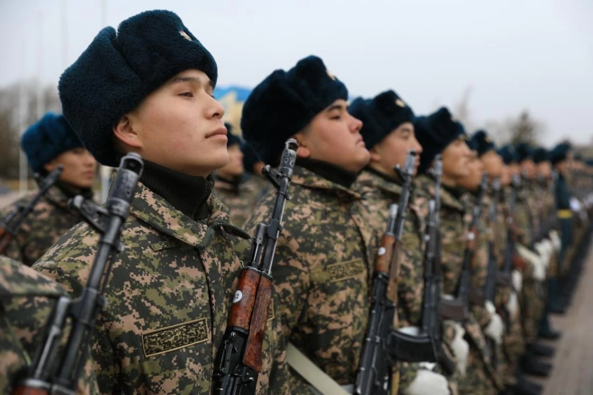 Áskerden bosatý: Qorǵanys ministrligi qazaqstandyqtarǵa úndeý jasady