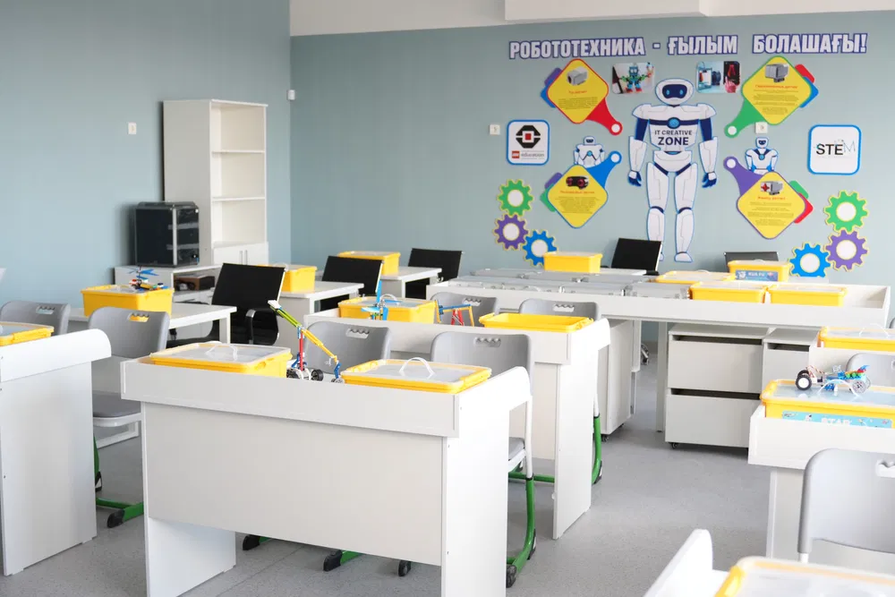 Еліміздегі барлық мектепте STEM және робототехника кабинеттері ашылуда