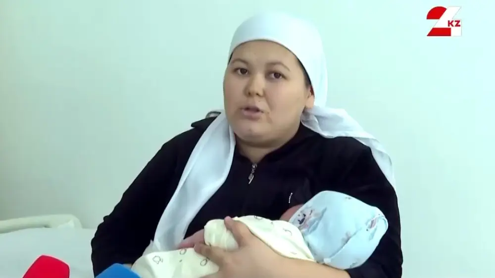 قىزىلوردا وبلىسىندا سالماعى 6,5 كەلٸ بولاتىن الىپ سەبي دٷنيەگە كەلدٸ