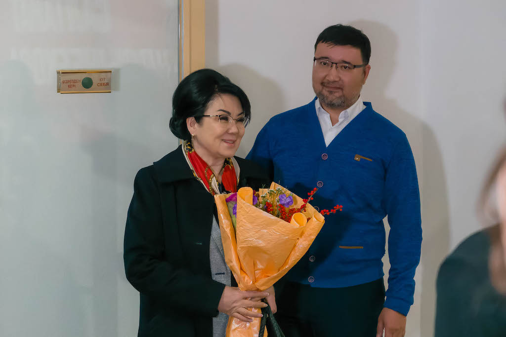 Сайлау: Салтанат Тұрсынбекова штабында ұйымдастыру комитетінің мәжілісі өтті