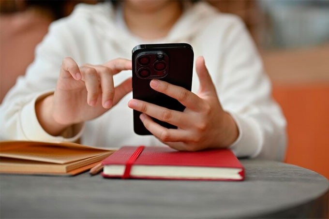 Қазақстандықтарды мазалаған автодозвон мәселесі заңмен реттелмек