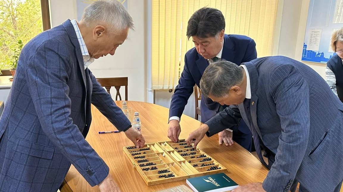 Ұрпақтарды тоғыстырған тоғызқұмалақ
